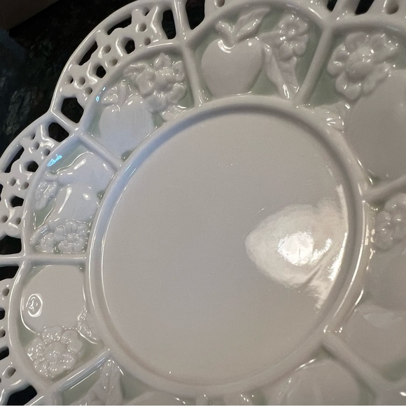 Avon Candle or Potpourri Holder - Picture 2 of 7